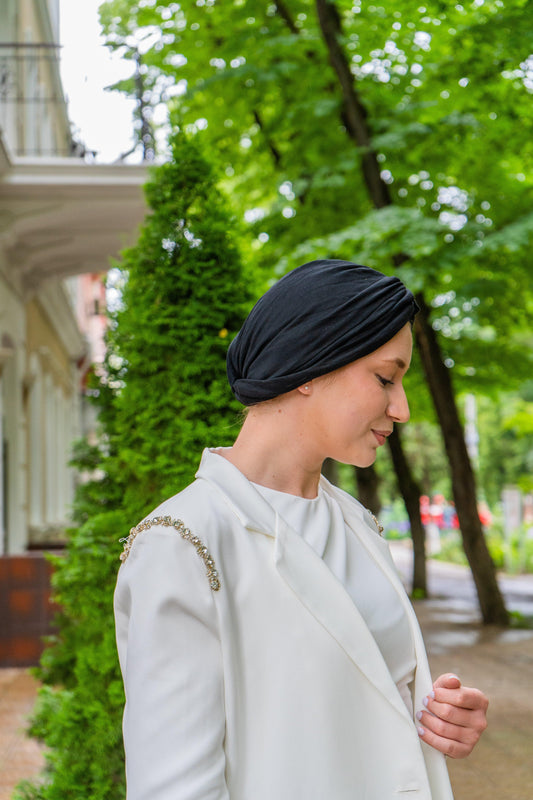 Turban Maison Dunel – Ébène | Sophistication & Confort en un Geste - Maison Dunel